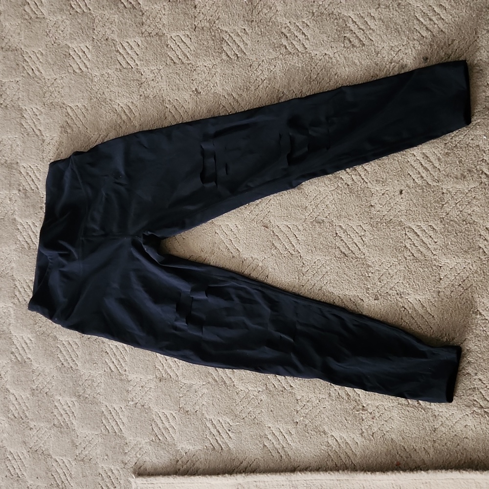 Zyia womens size 6-8 purposely cut for style bnwot